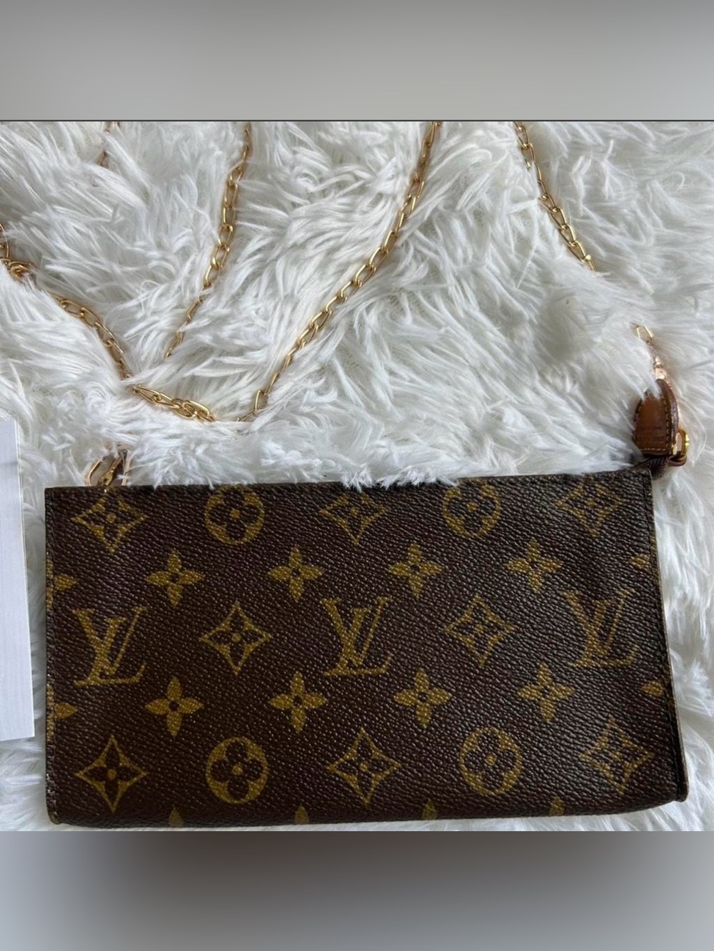 Louis Vuitton Monogram pochette Crossbody with Gold Chain